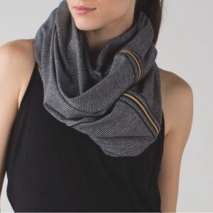 Lululemon Special Edition Vinyasa Zip Tonka Stripe Slate Infinity Scarf